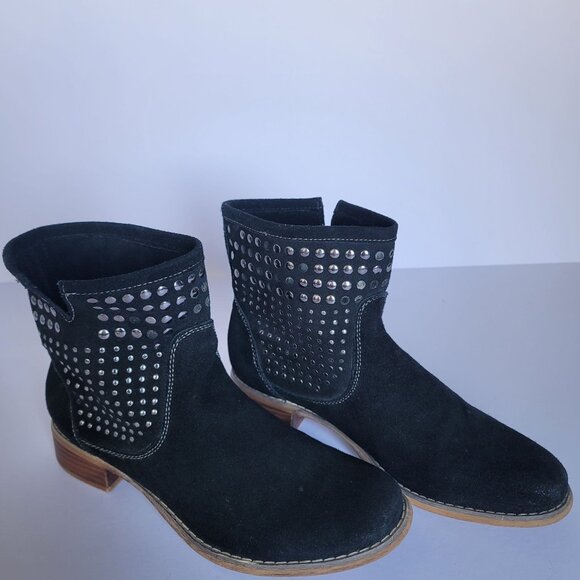 Aldo Slip-on Suede Leather Ankle Boots with silver studs. Size US 6.5/EU 37 - Picture 1 of 11
